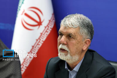 وزیر فرهنگ: با فردای ایران بازی نکنیم