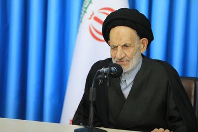 امام جمعه بیرجند: زندگی با قرآن تنها راه نجات بشر در شرایط کنونی است