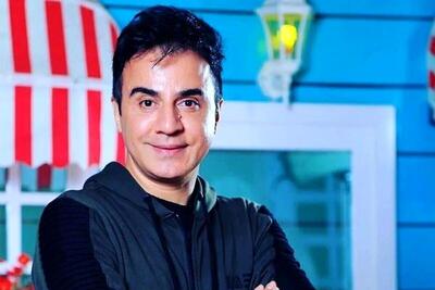 خوانندگی «عمو پورنگ» با زبان هندی + ویدئو
