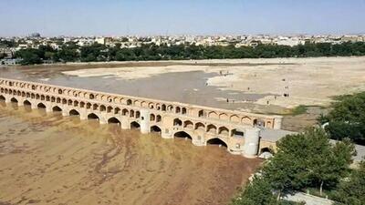 اصفهان، انتقال آب از عمان و مرثیه ادامه دار زاینده رود