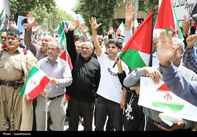 اجتماع بزرگ سربازان فرمانده/ همبستگی ملی با سرود   ای ایران   - تسنیم