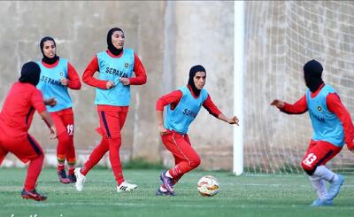 دلایل ماندن کاپیتان تیم فوتبال بانوان پرسپولیس