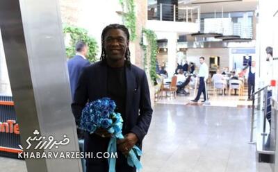 حمله دوباره هواداران استقلال به مشاور هلندی
