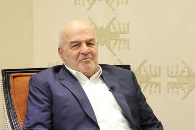 شرایط فعلی آبی ایران، هنوز آغاز گرفتاری است؛ سال به سال شدت پیدا خواهد کرد / مصرف کننده اصلی آب در ایران، صنعت زیان ده کشاورزی هستند؛ تولیدات کشاورزی ۴۰ میلیارد دلار است، هزینه‌اش هم حدود ۴۰ میلیارد دلار است / هزینه خسارت‌های زیست محیطی بخش کشاورزی به محیط زیست، سالی ۴۴ میلیارد دلار است