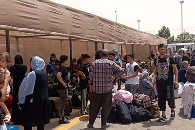 ببینید/ تصاویر زنده از خروج اتباع افغانستانی از کشور