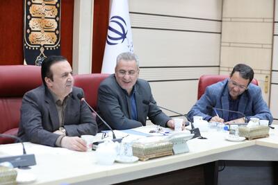 استاندار: سند جامع نماز در قزوین تدوین شود