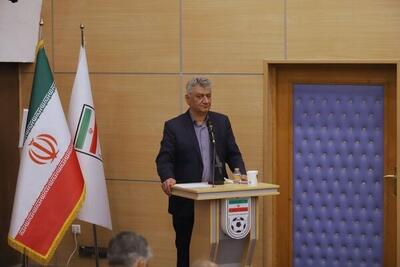 صفیری: در حال آموزش داوران برای قضاوت های بین المللی هستیم/ داوران جدیدی به لیگ برتر اضافه می‌شوند - پارس فوتبال