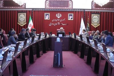 ترکیب اعضا و مکان دبیرخانه کمیته نظارت سهام عدالت