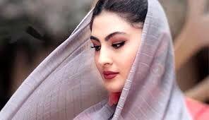 مریم مومن در کنار پدر واقعی اش!/ عکس