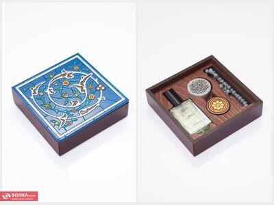 رونمایی از مجموعه عطر و سوغات متبرک رضوی با الهام از کاشی‌کاری‌های حرم حضرت رضا(ع)