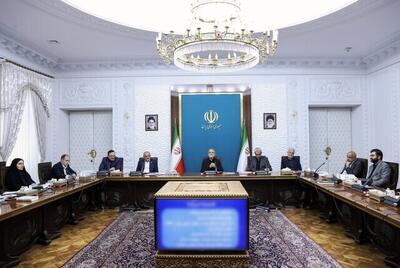 پزشکیان خواستار گسترش سرمایه‌گذاری‌های مشترک در مناطق آزاد شد