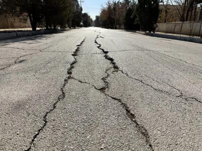 ریزش خیابانی دیگر در اصفهان بر اثر فرسودگی خط فاضلاب
