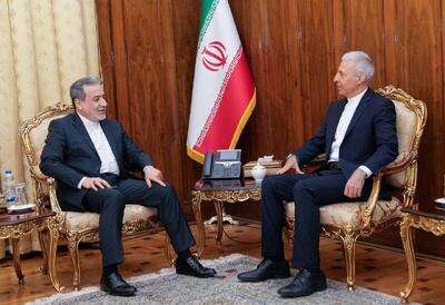 سرکنسول جدید جمهوری اسلامی ایران در گوانجو با عراقچی دیدار کرد