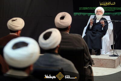 حضرت آیت الله نوری همدانی: امروز کار ما فقط عبا به سر بکشیم و یک نماز جماعت بخوانیم و یک منبر برویم، نیست/ معمم باید نیاز جامعه را درک کند/ اهل‌بیت (ع) را از زبان خودشان معرفی کنیم | شفقنا