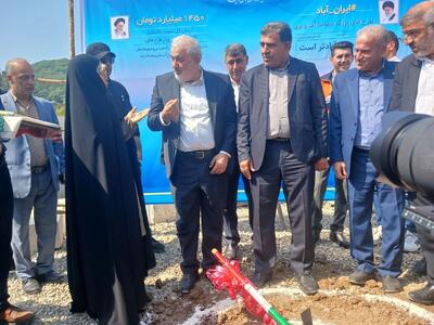 وزیر نیرو کلنگ طرح آبرسانی به شهرستان میاندورود را به زمین زد