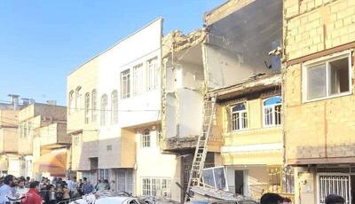عکس/ انفجار یک منزل مسکونی در شهرک فاطمیه قم؛ ۴ نفر مصدوم شدند