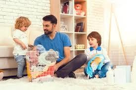 ما باید دنبال یک تربیت مسئولانه باشیم