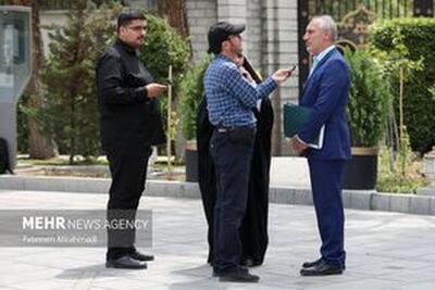 پورمحمدی: پروتکل‌های اقتصادی جنگی مورد بازنگری قرار می‌گیرند