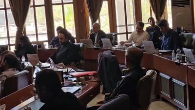 ببینید؛ قطعی برق حین برگزاری جلسات شورای شهر، داد یکی از اعضا را در آورد ! + فیلم