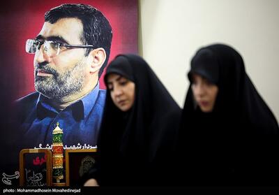 دیدار جمعی از چهره های رسانه ای زنان با خانواده شهید باقری- عکس خبری تسنیم | Tasnim