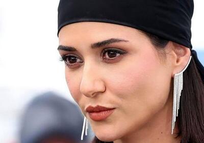 ژستِ بانمک پریناز ایزدیار برای عکاسان وایرال شد