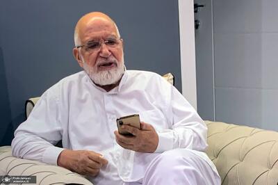 عکسی از کروبی در دیدار با همسر مصطفی تاج زاده