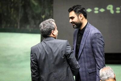 ادعای امیرحسین ثابتی: ممکن است همه چهارشنبه‌ها تعطیل شوند!