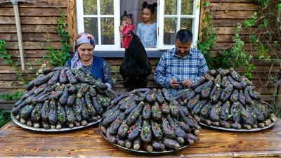 آموزش پخت دلمه و ترشی بادمجان به سبک روستایی (فیلم)