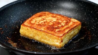 طرز تهیه کیک عصرانه در ماهیتابه بدون نیاز به آرد و فر