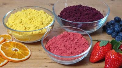 آموزش درست کردن پودر میوه خشک برای رنگ و طعم طبیعی غذا به روش خانگی