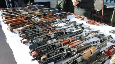 کشف و ضبط سلاح غیرمجاز؛ دستگیری ۱۲ نفر در هرمزگان