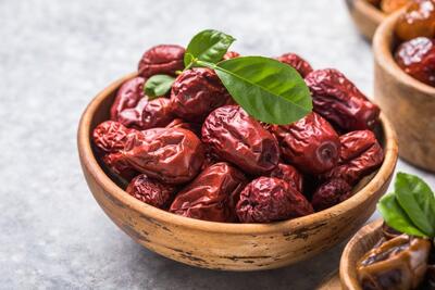 خواص چای و دمنوش عناب خشک برای سلامت بدن از نظر طب سنتی!