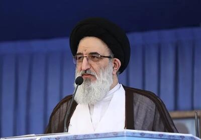 امام جمعه کرج: باید با عملیات مرصادی دیگر فضای مجازی را باید از شر دشمنان پاک کنیم