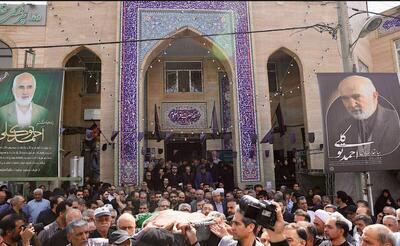 پیکر احمد توکلی تشییع شد