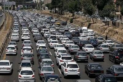 ترافیک چند کیلومتری در ‌جاده کندوان‌
