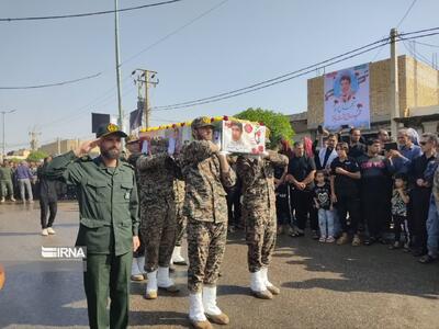 پیکر مطهر یک شهید دفاع مقدس میانرود دزفول در زادگاهش آرام گرفت