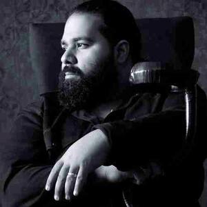 قول مردونه‌ی رضا صادقی به شهدا/ نماهنگ