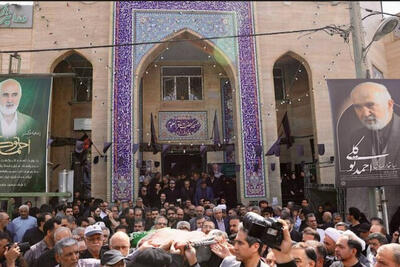 مراسم خاکسپاری احمد توکلی با حضور مسئولان عالی‌رتبه برگزار شد