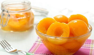 طرز تهیه کمپوت هلو خانگی با ماندگاری بالا