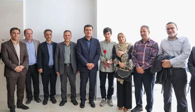 واکنش دانش‌آموز نخبه زنجانی به هدیه‌ رئیس جمهور