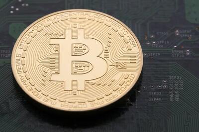 آخرین وضعیت بازار رمزارزها در جهان؛ بیت‌کوین کاهشی شد