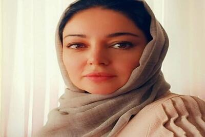 چهره ها در زمان؛ لباس عروس شیک و منحصر به فرد مادر رزیتا غفاری با طراحی خاص و الهام‌بخش