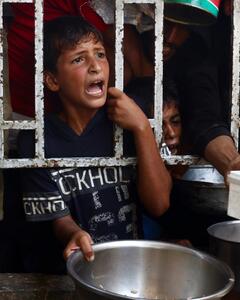 عکسی دلخراش از  شهادت نوزاد ۶ ماهه فلسطینی بر اثر گرسنگی