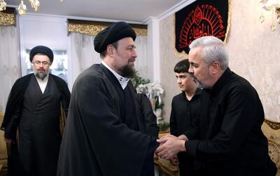 عکس/ دیدار سید حسن خمینی با خانواده شهید باقری | اقتصاد24