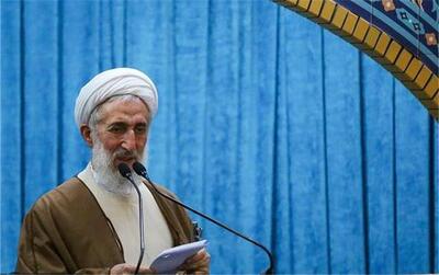 روزنامه اصولگرا: چگونه می‌توان انتظار انسجام ملی داشت و همزمان تریبون نماز جمعه را به فردی داد که خانواده‌اش پرونده مالی دارند؟/ این تحقیر افکار عمومی است