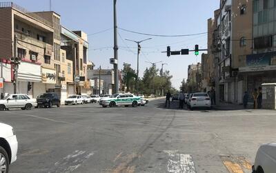 حمله افراد مسلح ناشناس به دادگستری زاهدان / لحظاتی قبل صدای انفجار هم از محل حادثه شنیده شد؛ برخی گمانه‌زنی‌ها از وجود عامل انتحاری در این حادثه خبر می‌دهد / شماری از مجروحین حادثه با کمک نیرو‌های امدادی از ساختمان دادگستری خارج شدند / جیش العدل (الظلم) مسئولیت این عملیات را بر عهده گرفت
