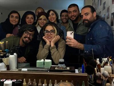 جشن صمیمانه عوامل تاسیان بعد از اتمام سریال