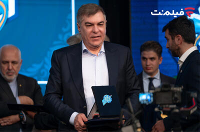 مدال کیفیت سال 1404 به علی سرتیپی اهدا شد - فیلم‌ نت نیوز