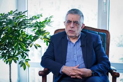 کرباسچی: مشکلات امروز محصول سال‌ها شعارهای رویایی است