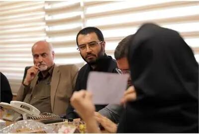 بازدید رئیس مرکز بازرسی وزارت کار از مددجویان بهزیستی/ پیگیر ویلچر و ودیعه مسکن هستیم